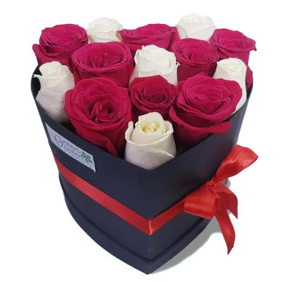 Caja con forma de Corazon de 14 rosas mix 